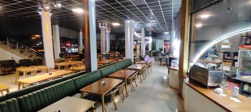 عکس کافه رستوران برلیان