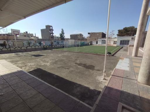 عکس دبستان غیردولتی پسرانه آسمان آبی