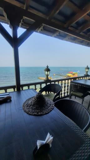 عکس کافه رستوران برلیان