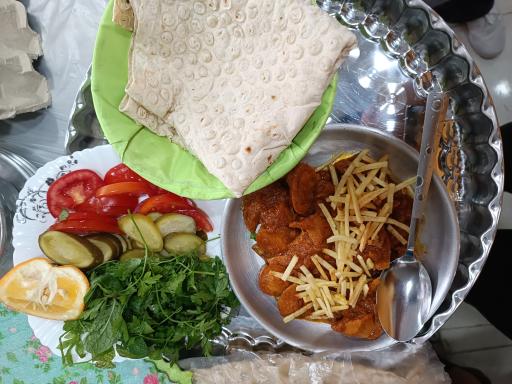 عکس رستوران و بیرون بر چیکو