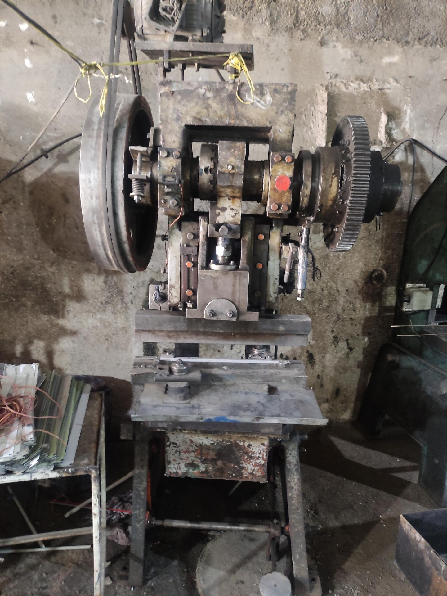 عکس کارگاه مختاری