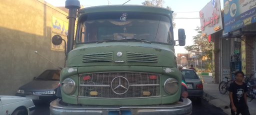 عکس شیشه اتومبیل عربی