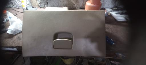 عکس شیشه اتومبیل عربی