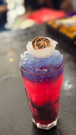 عکس کافه شارن