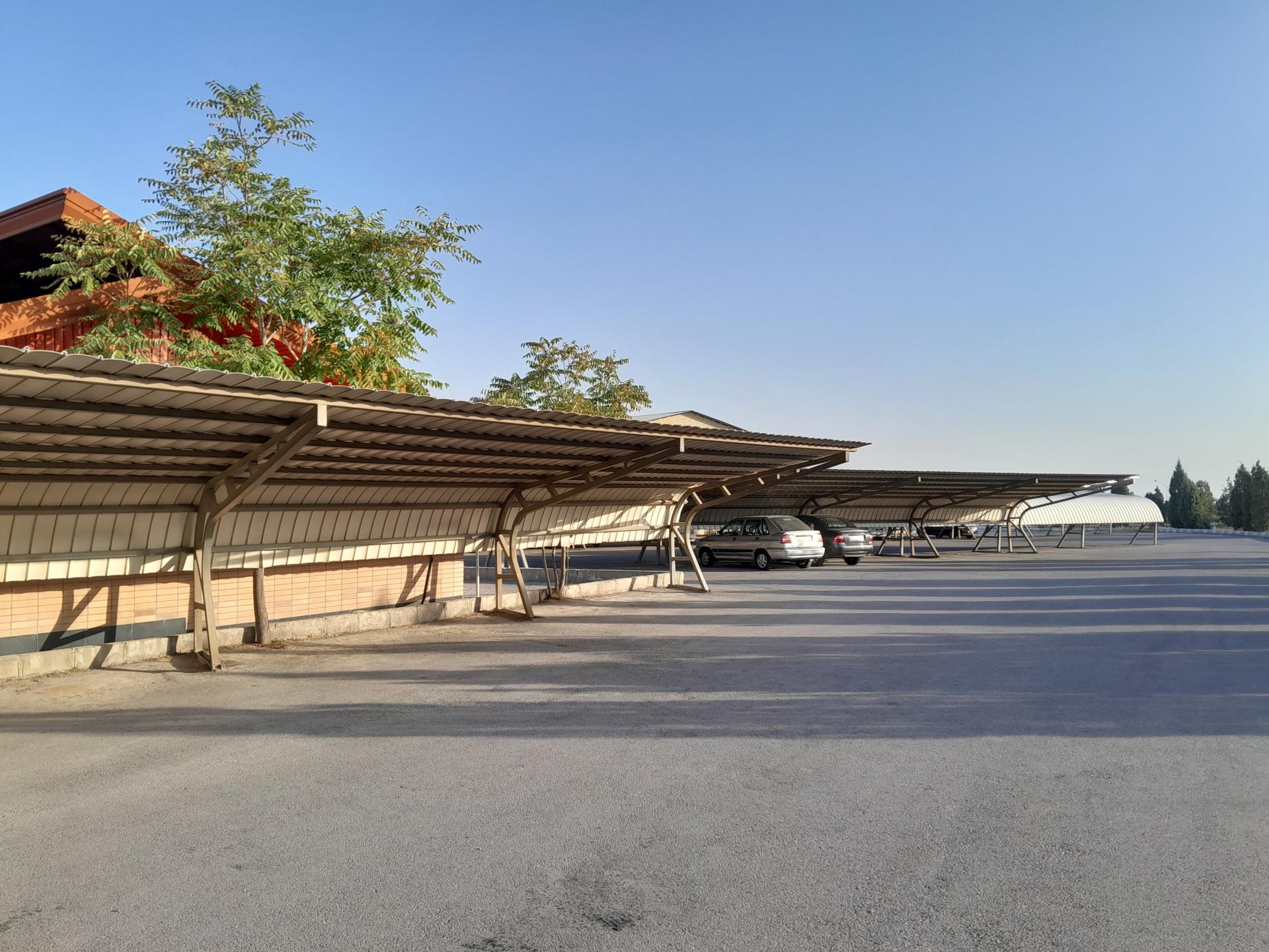 عکس پارکینگ دانشکده روانشناسی