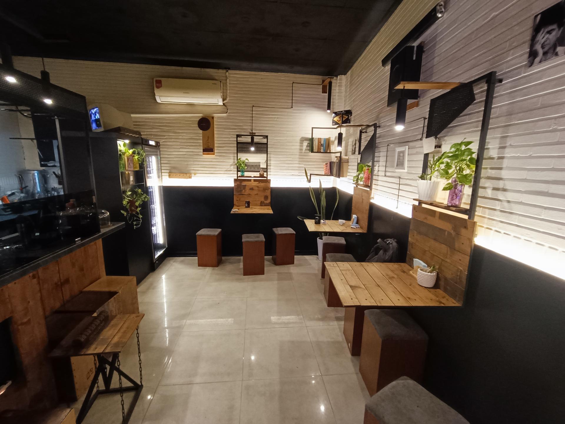 عکس کافه وی