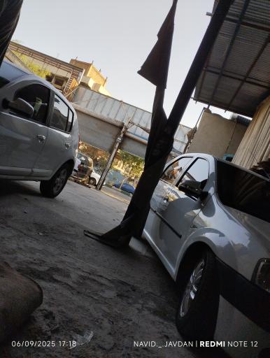 عکس خدمات اتومبیل اعتماد 