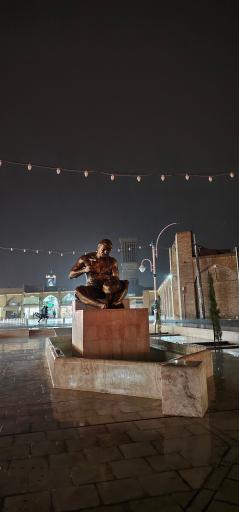 عکس مجسمه مرد مسگر