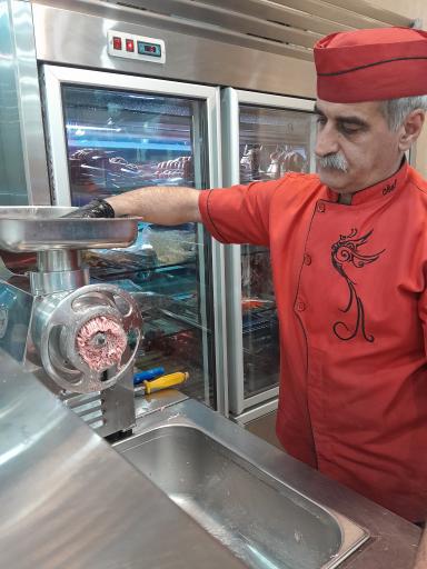 عکس کبابی تک گلپایگانی