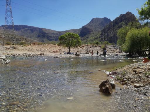 عکس چشمه تیره باغ