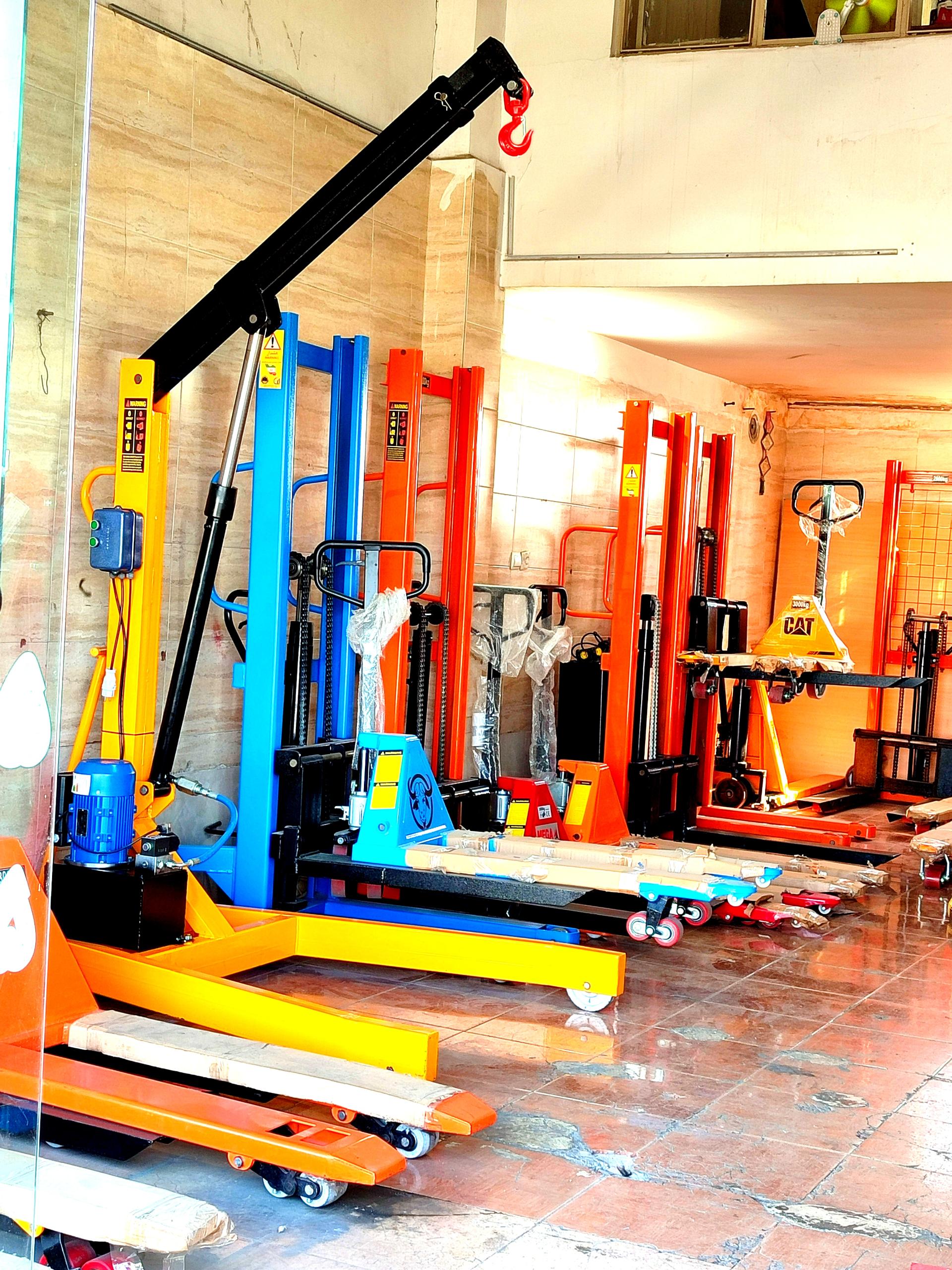 عکس بالابر پیشرو