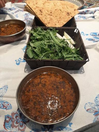 عکس رستوران آبگوشت معروف زنگی آباد