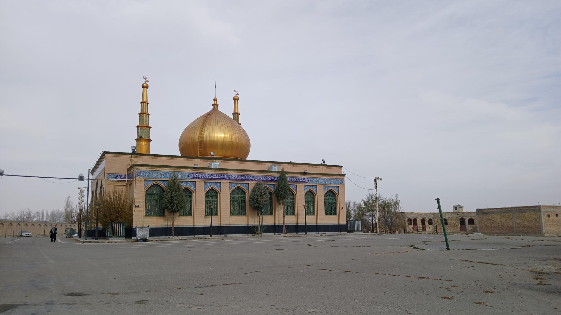 عکس امامزاده غریب حسن