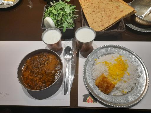 عکس رستوران آبگوشت معروف زنگی آباد