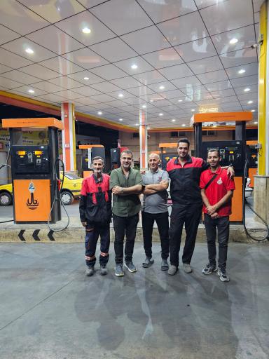 عکس پمپ بنزین اختصاصی 230 ولی عصر (عج)