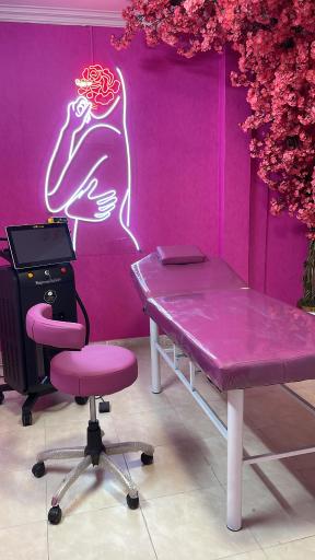 عکس کلینیک زیبایی و لاغری دکتر آرزو امین پور