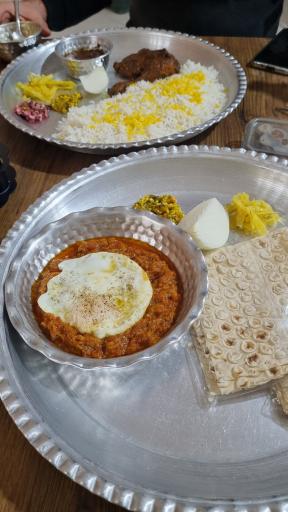 عکس دهکده غذای آنا