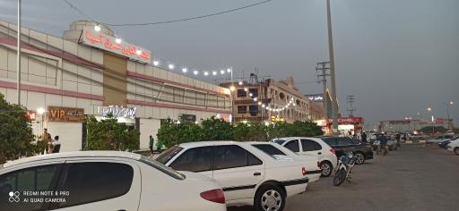 عکس مرکز خرید شرق آسیا دلوار