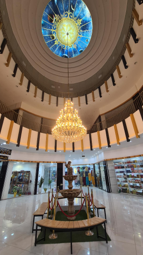 عکس مرکز خرید شرق آسیا دلوار