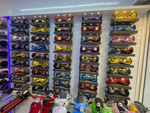 عکس فروشگاه بابازاده