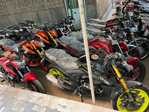 عکس فروشگاه موتورسیکلت کوهستانی