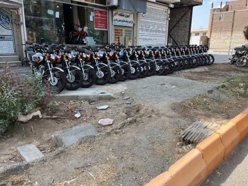 عکس فروشگاه موتورسیکلت کوهستانی