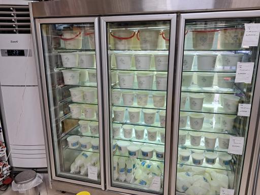 عکس لبنیات کوکب خانم شعبه رسالت