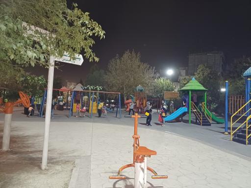 عکس وسایل بدنسازی عمومی 