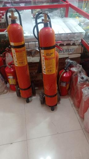 عکس فروشگاه تخصصی ایمن ترافیک