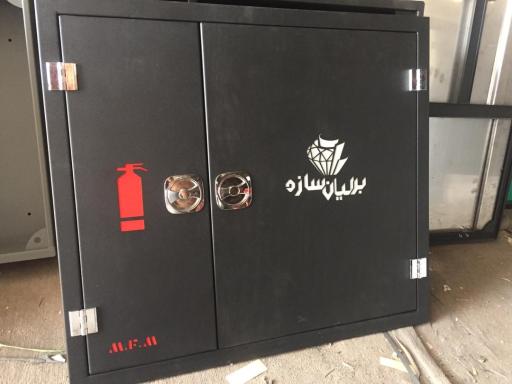 عکس فروشگاه تخصصی ایمن ترافیک