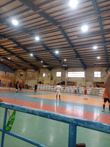 عکس مجموعه ورزشی میثاق شهرداری مشهد