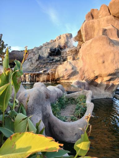 استخر ائل باغی