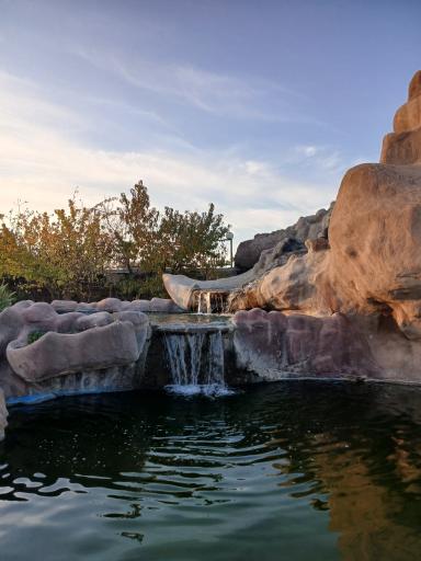 استخر ائل باغی