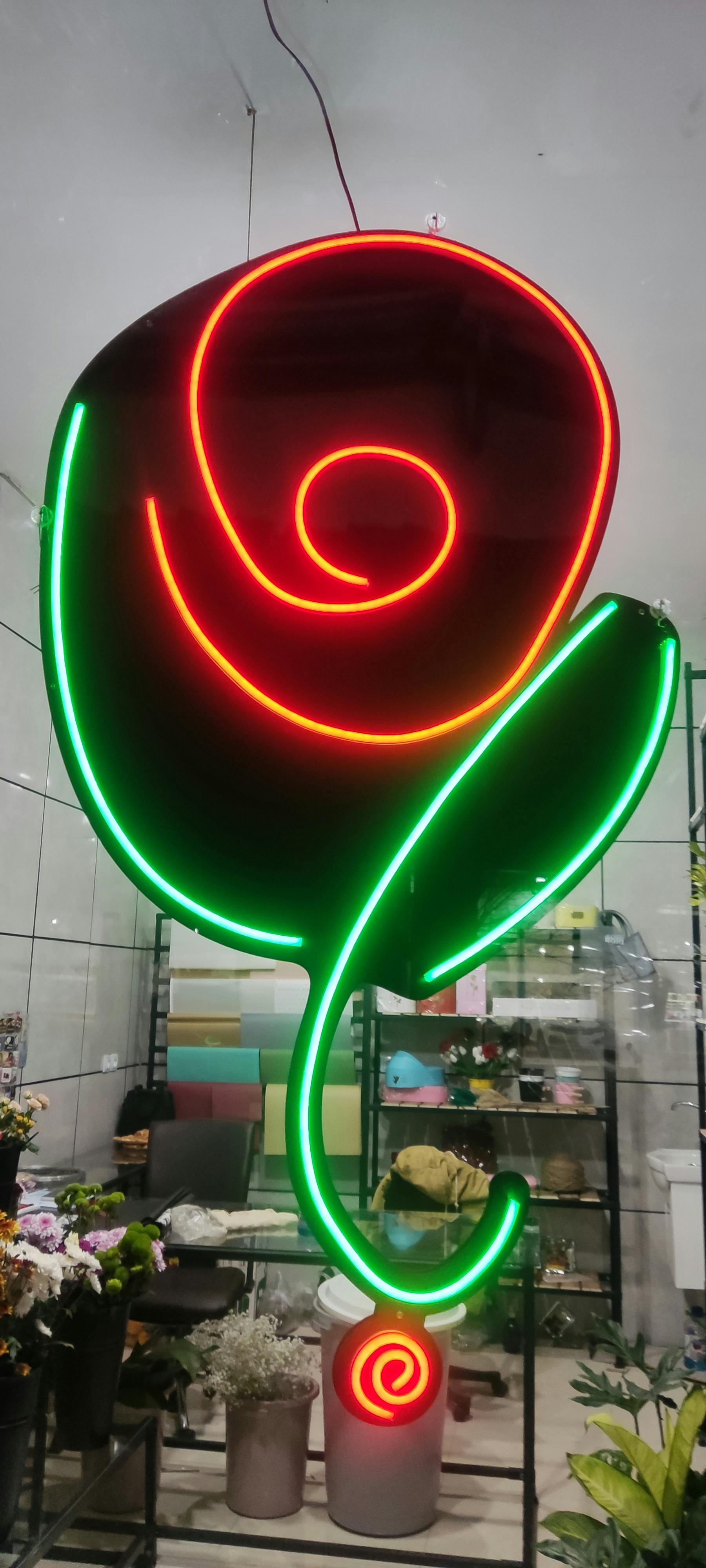 عکس گل سرای باران