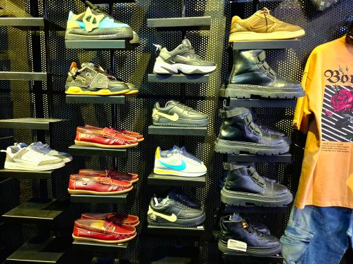 عکس بوتیک میلاد