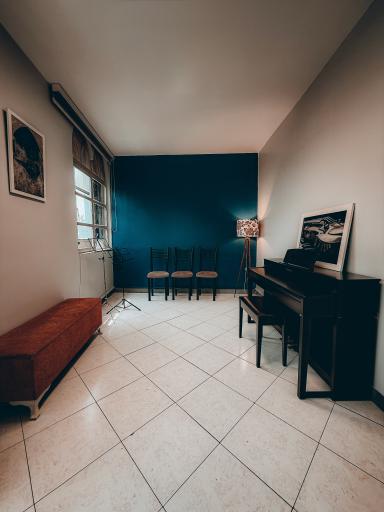 عکس آموزشگاه موسیقی پارسوآ