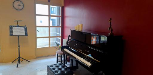 عکس آموزشگاه موسیقی پارسوآ