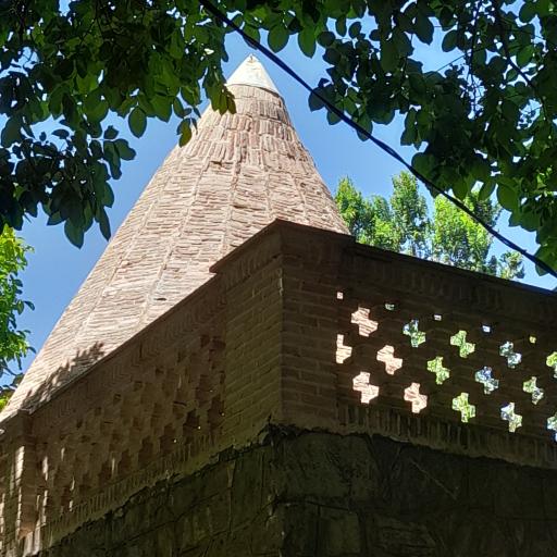 عکس مقبره باباپیر (شیخ ابا عدنان قریشی)