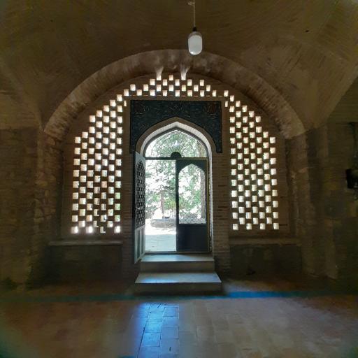 عکس مقبره باباپیر (شیخ ابا عدنان قریشی)