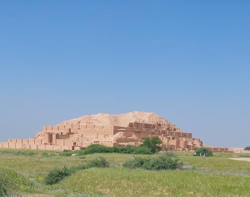 عکس زیگورات چغازنبیل