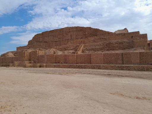 عکس زیگورات چغازنبیل