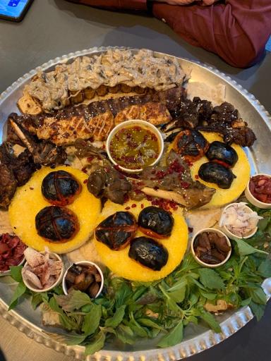 عکس مجموعه طبقاتی گالاردو