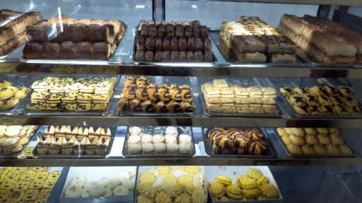 عکس شیرینی سرای لطیفی