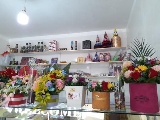 عکس شیرینی سرای لطیفی