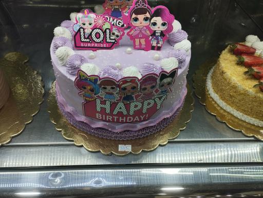 عکس شیرینی سرای کاخ