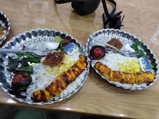 عکس رستوران و بیرون بر کبیر