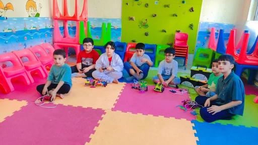 عکس کودکستان گل نرگس