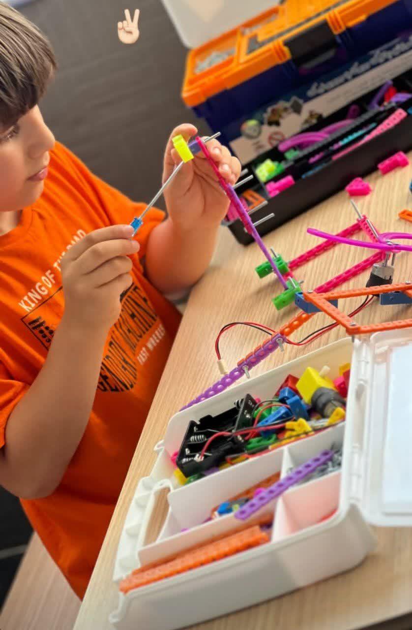 عکس کودکستان گل نرگس