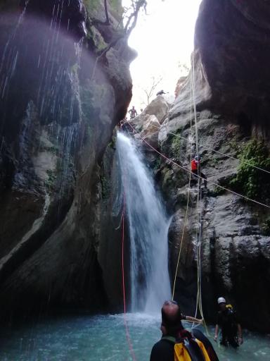 عکس آبشار تنگ تامرادی