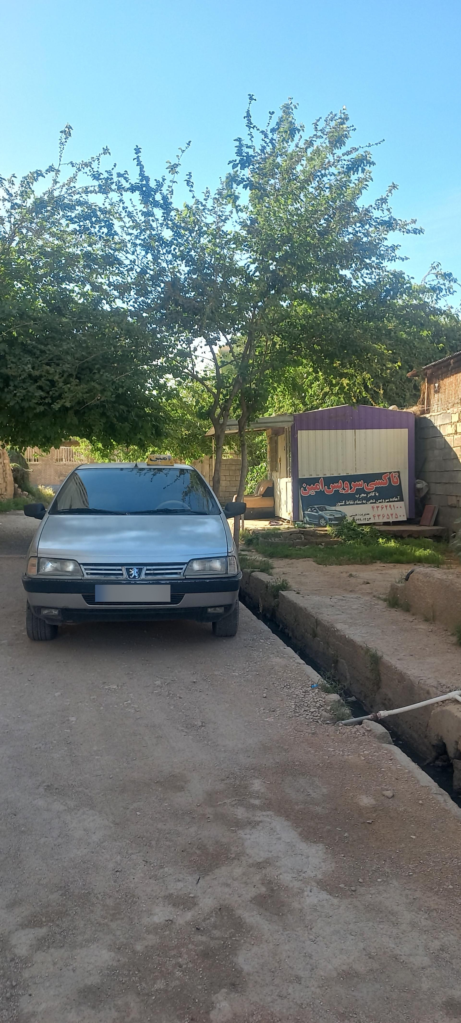 عکس تاکسی سرویس امین